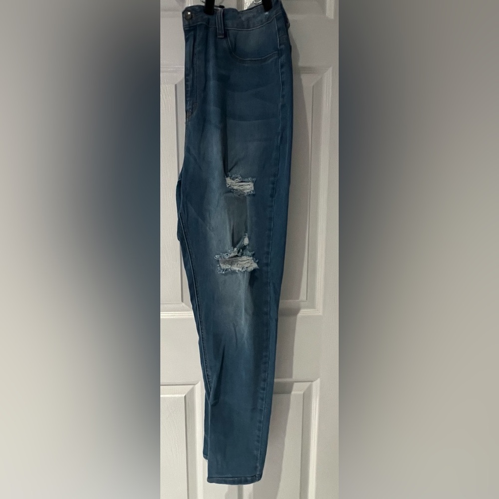 Forever 21 High-Waisted Stretch  Denim